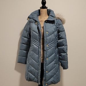 NWT! Woman’s (S) Anne Klein winter coat. (LBLUE)